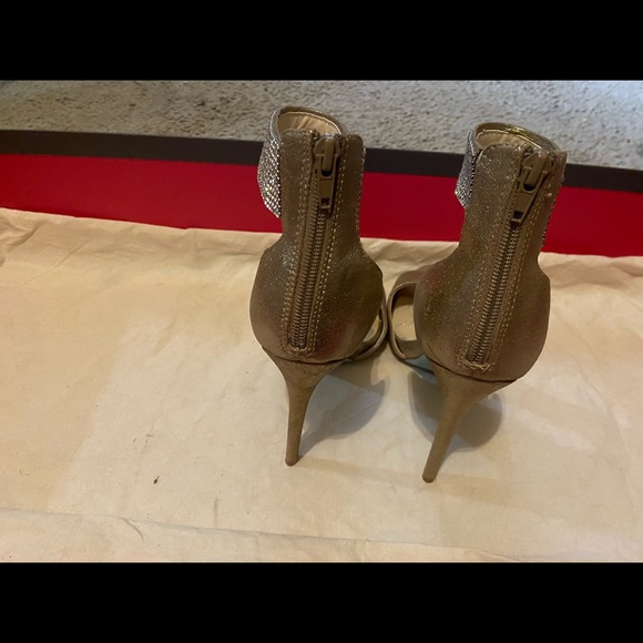 Betsy Johnson heels - Picture 6 of 8